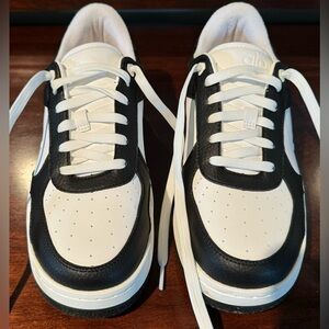 Alo Recovery Mode Sneaker Black and White